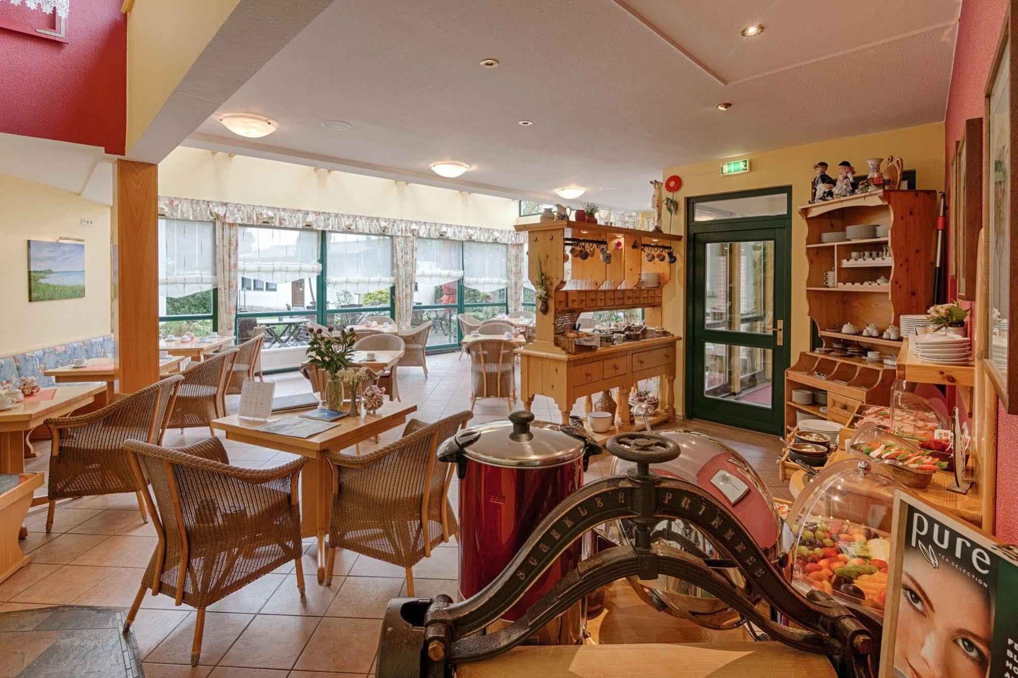 Hotel Garni Nussbaumhof Иккериц Экстерьер фото