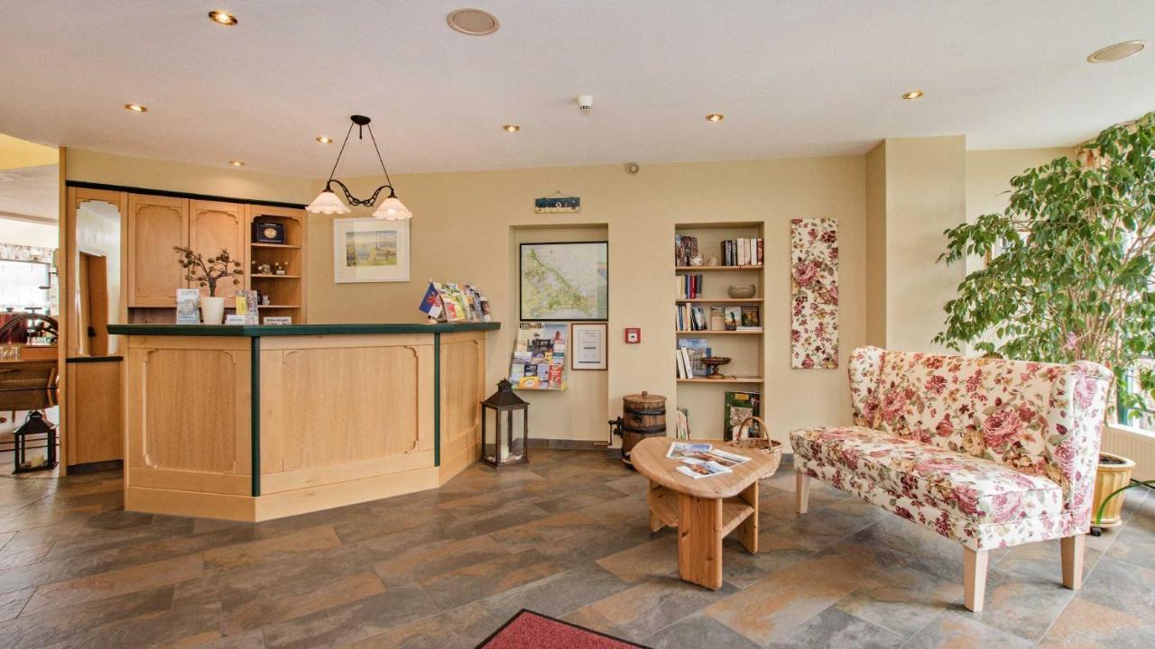 Hotel Garni Nussbaumhof Иккериц Экстерьер фото